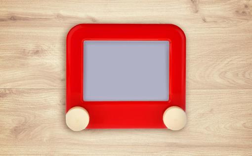 blank etch a sketch on desk